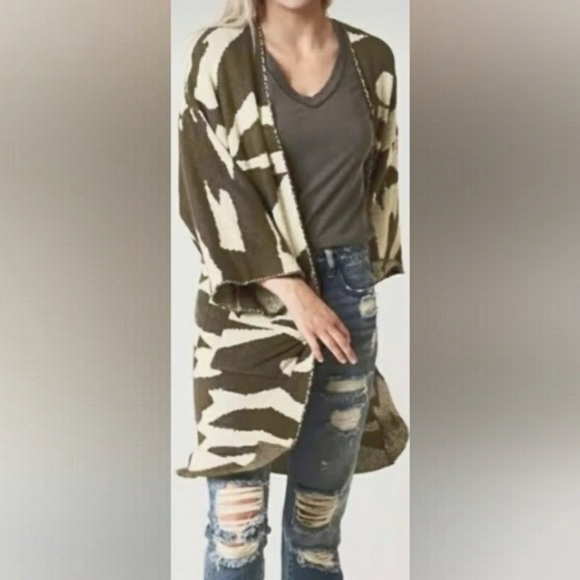 Miss Me Blend In Camo Kimono Oversized Cardigan Sweater S Long Duster Open Front - Picture 3 of 12
